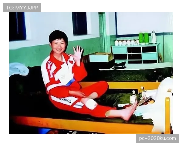 刘洋家的冰箱里塞满蛋白粉，连饮料都是按毫升算的