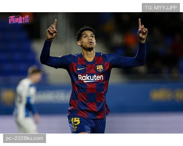 吕迪格与阿劳霍的防守路径分化：对抗型中卫与机动型后卫的战术适配性对比