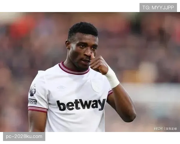 库杜斯在强强对话中的关键战表现解析：能力上限与战术适配性探析